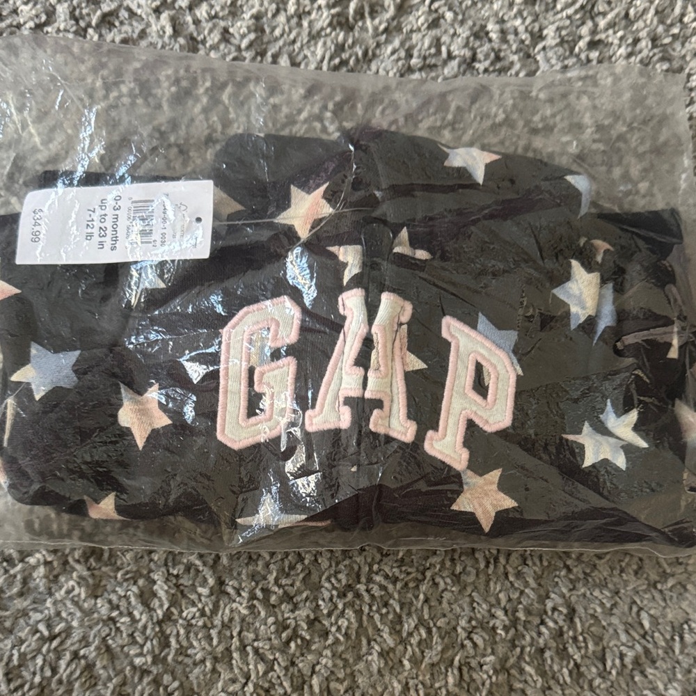 GAP Kids Black Star Patterned Hat
